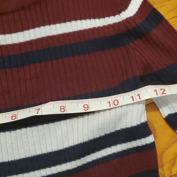 Women's H&M Divided shirt - Picture 5 of 6